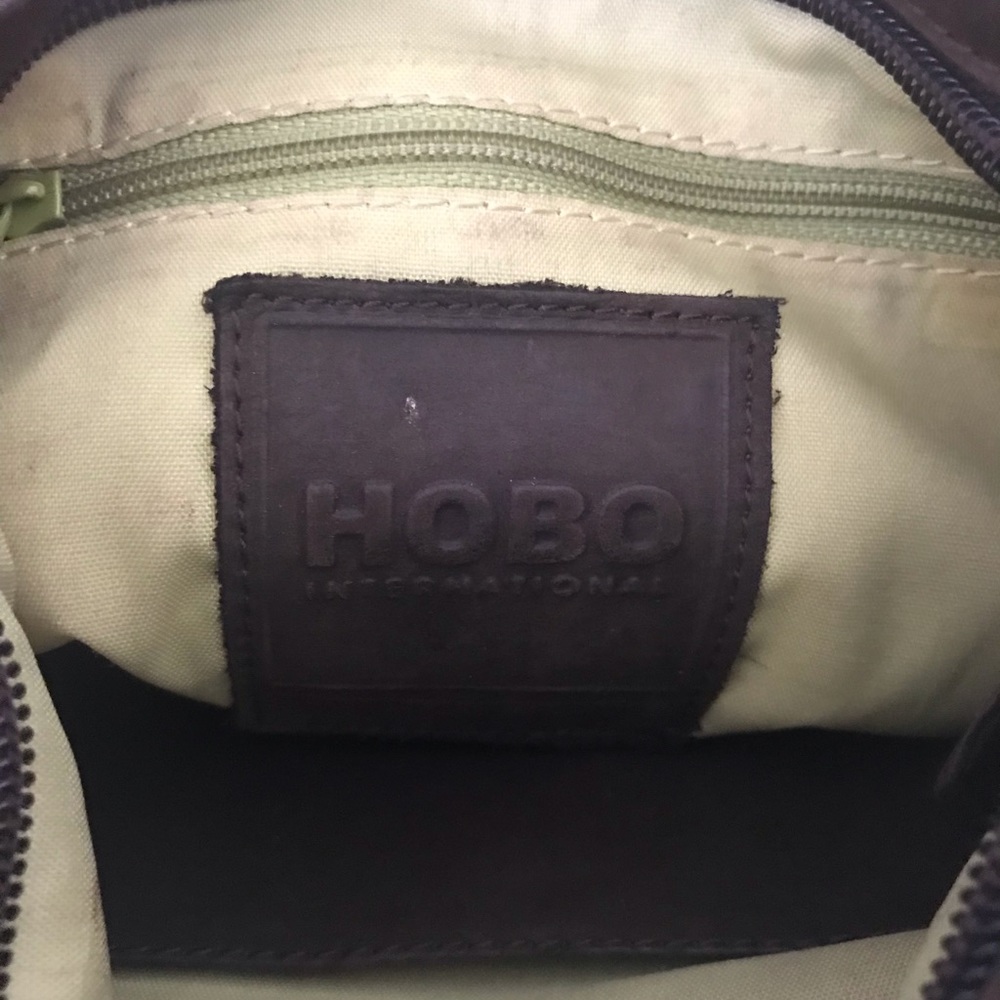 Hobo Vintage Brown Suede Handbag - Picture 7 of 8